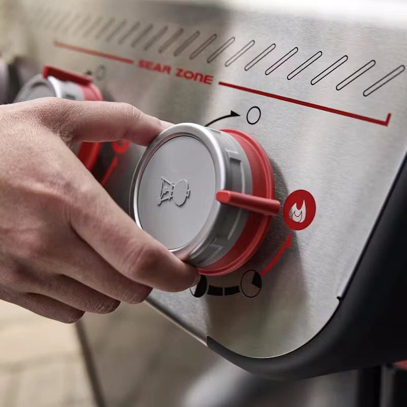 Weber Spirit E-425 4-Burner Gas BBQ with Sear Zone - Image 6