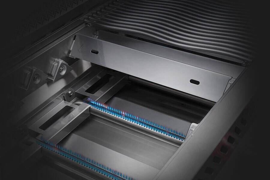 Napoleon Built-In 700 Series 32 in Stainless Steel Gas Grill Head with Infrared Rear Burner - Image 3
