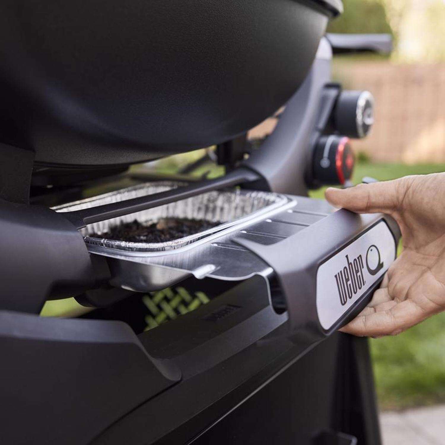 Weber Q 2800N+ Propane Gas Grill with Cart – 2-Burner Portable BBQ Grill - Image 6